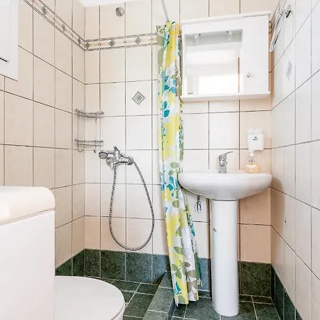 Vista Studios, Appartement Svoronata
